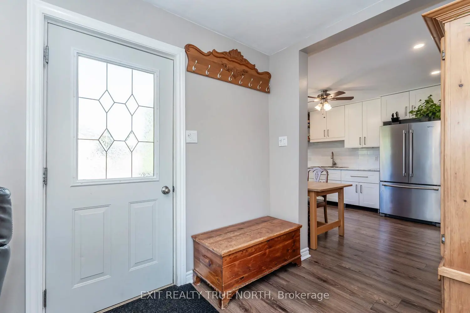 Additional image 4 of 8254 93 Highway