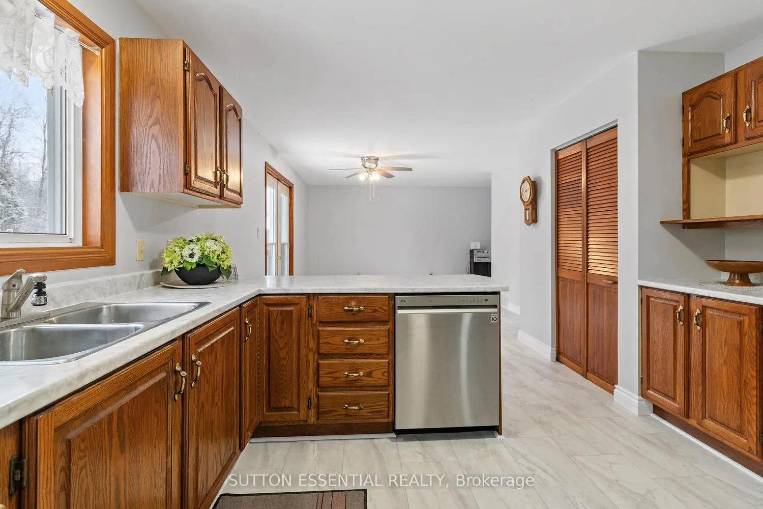 Additional image 10 of 2216 2Nd Concession Road