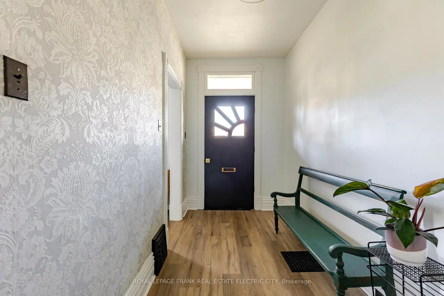 Additional image 3 of 193 Lake Street