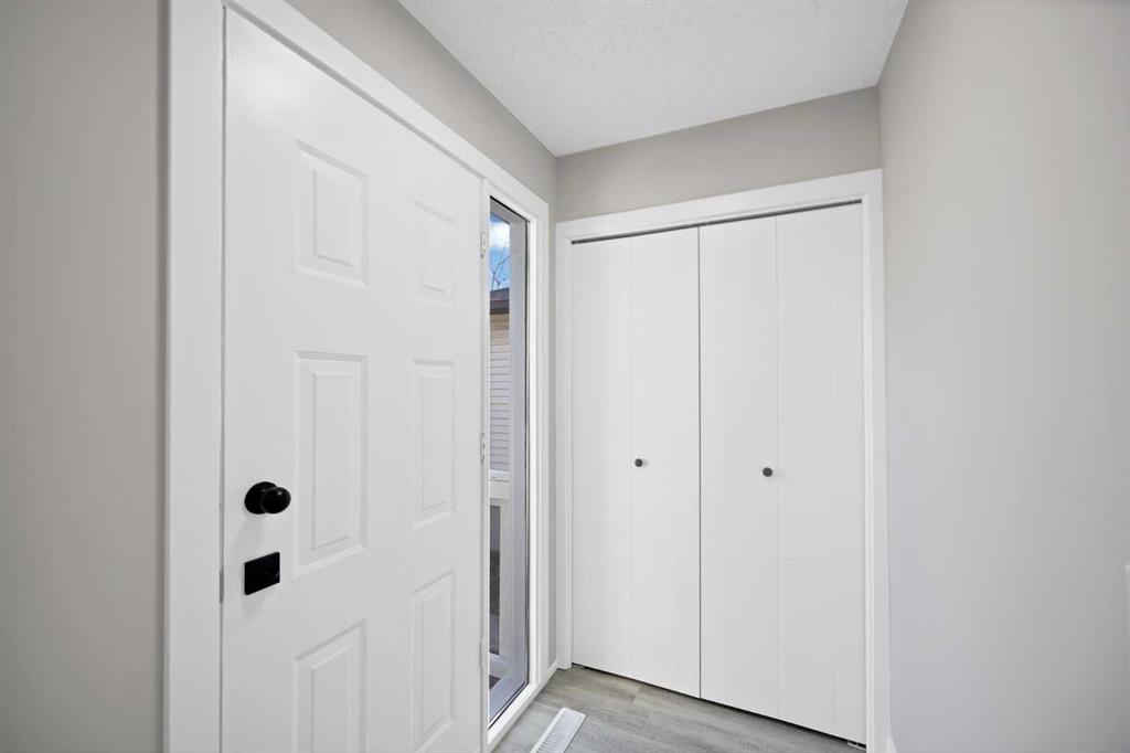 Additional image 6 of 4351 38 Street NE, Calgary, AB, T1Y5X6