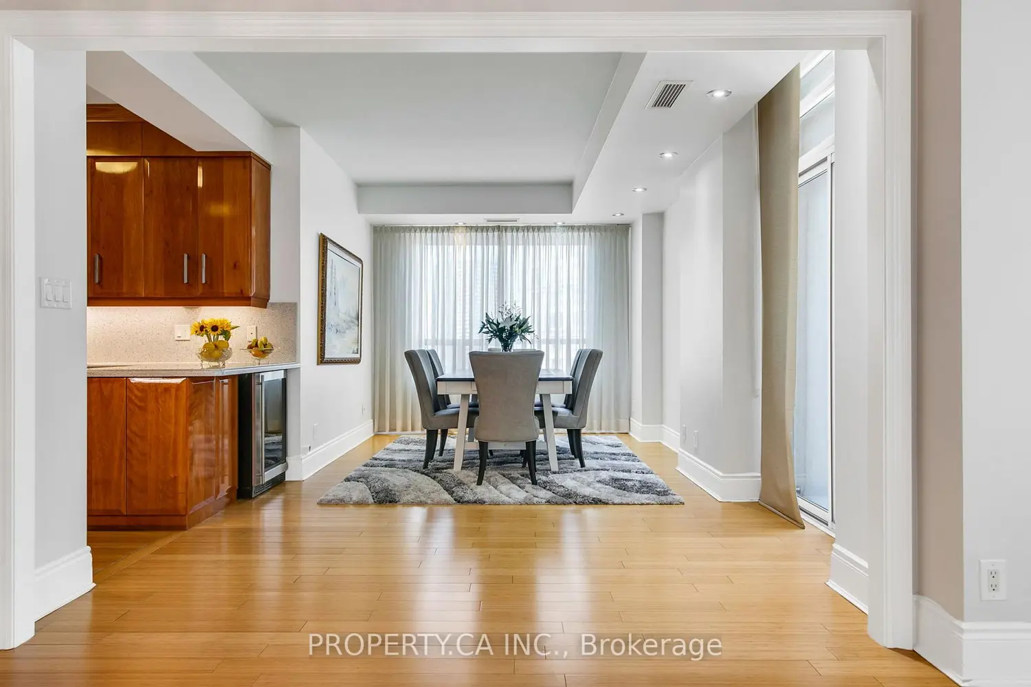 Additional image 7 of 3880 Duke Of York Boulevard 2804