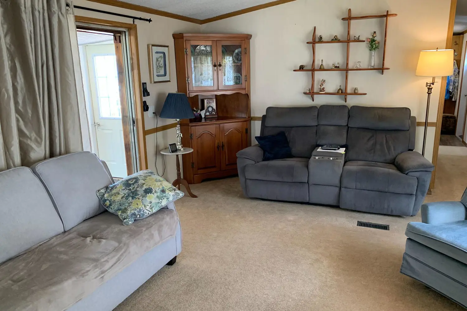 Additional image 5 of 4899 Plank Road 8