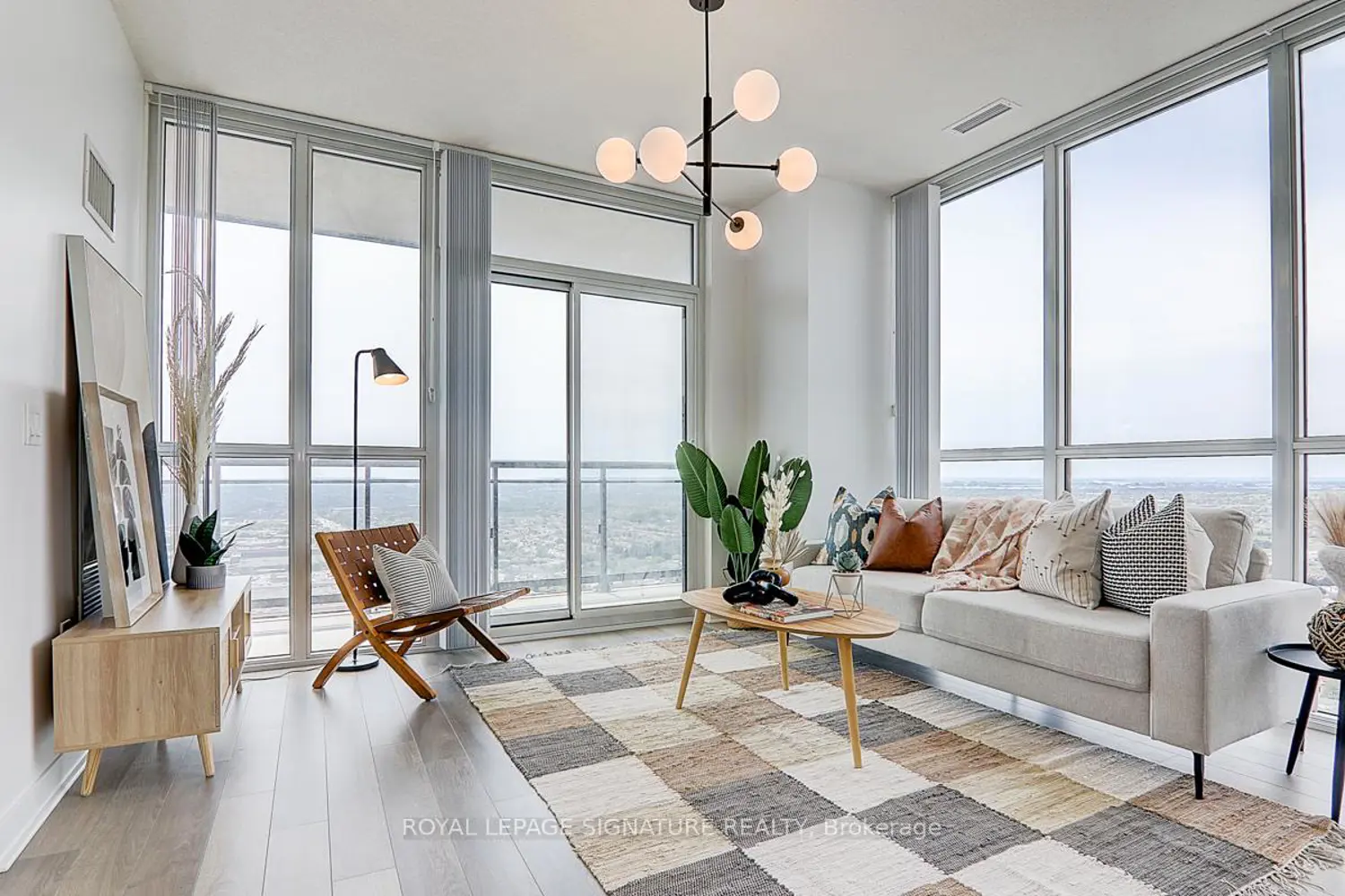 Additional image 3 of 3975 Grand Park Drive 3307