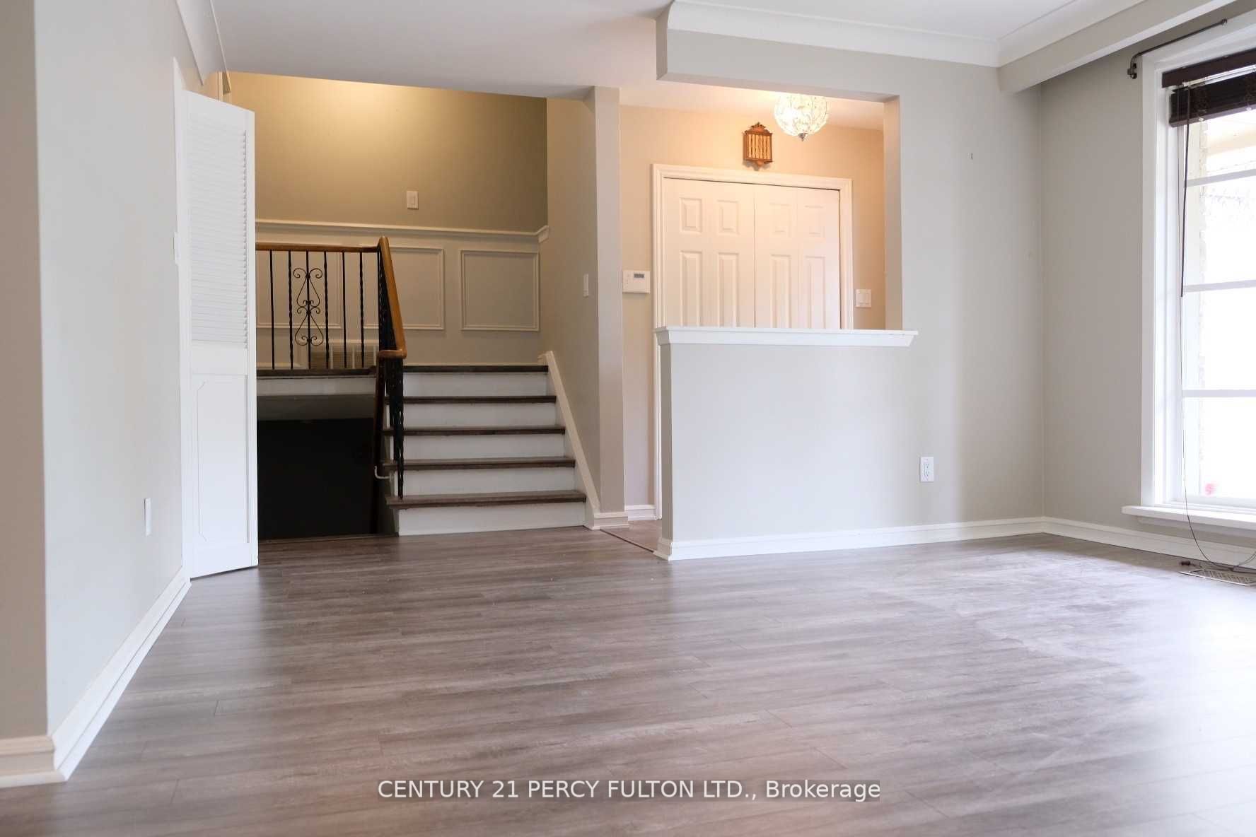 360 Stanfield Drive, Oakville, ON, L6L 3P6