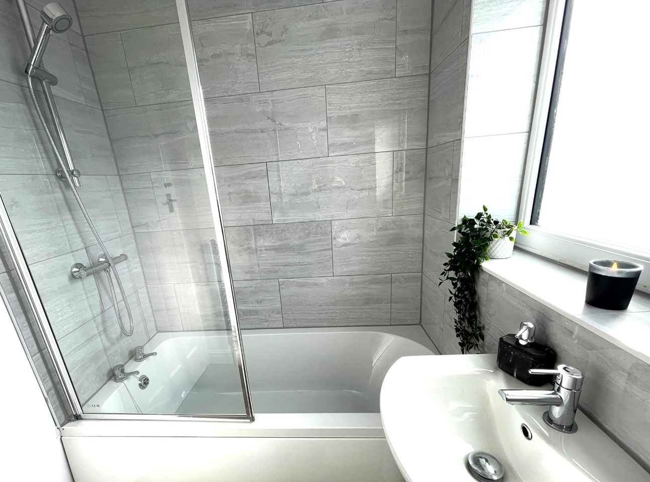 Additional image 6 of 3 Bed Semi-Detached House, Leysholme View, LS12, N1 7GU