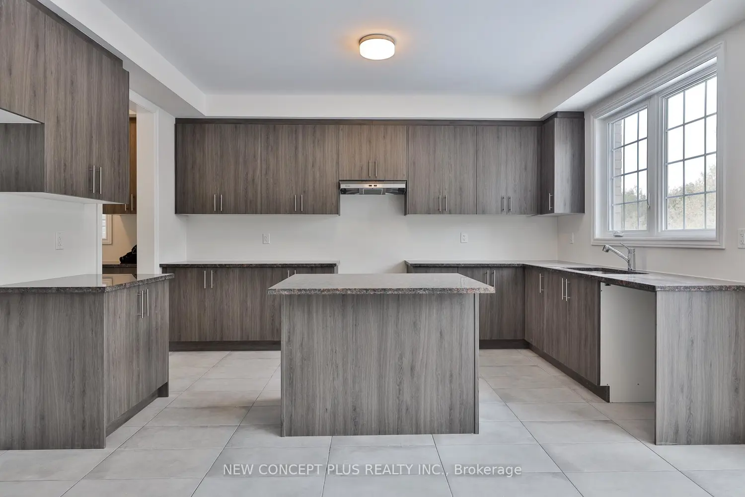 Additional image 9 of 1053 Denton Drive