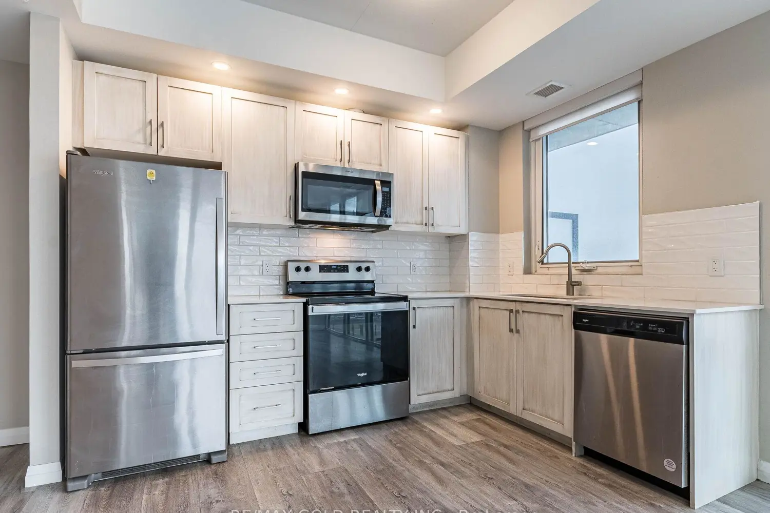 Additional image 7 of 108 Garment Street 1011