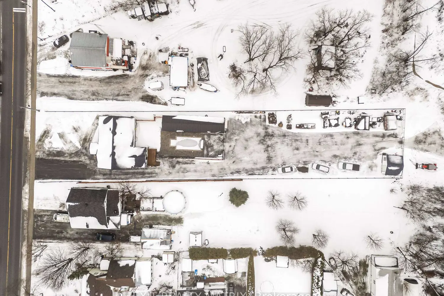 Additional image 19 of 213 Longueuil Street