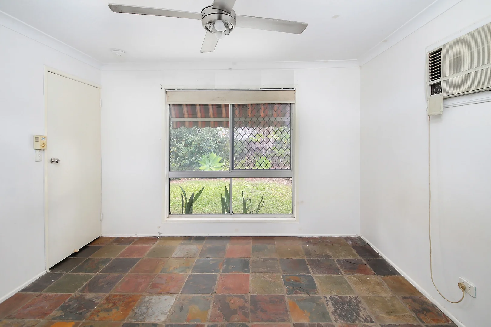 Additional image 10 of 2 Carramar Street, Loganlea QLD 4131