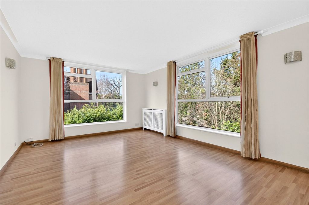 Additional image 3 of 2 bed flat for saleEllesmere Road, Weybridge, Surrey KT13