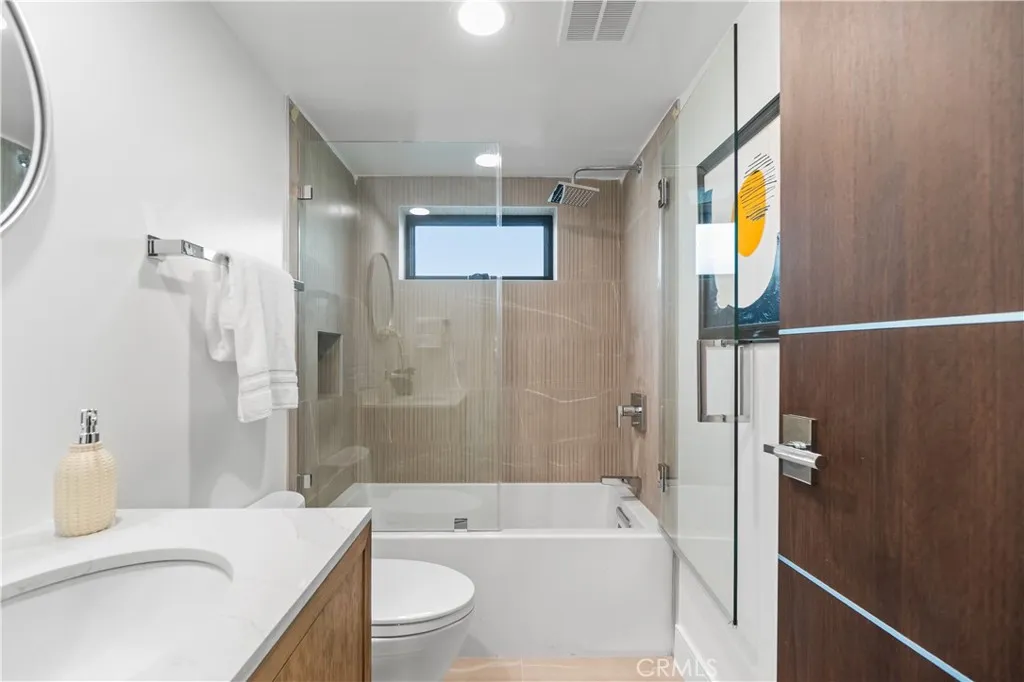 Additional image 46 of 214 El Porto Street, Manhattan Beach, CA 90266