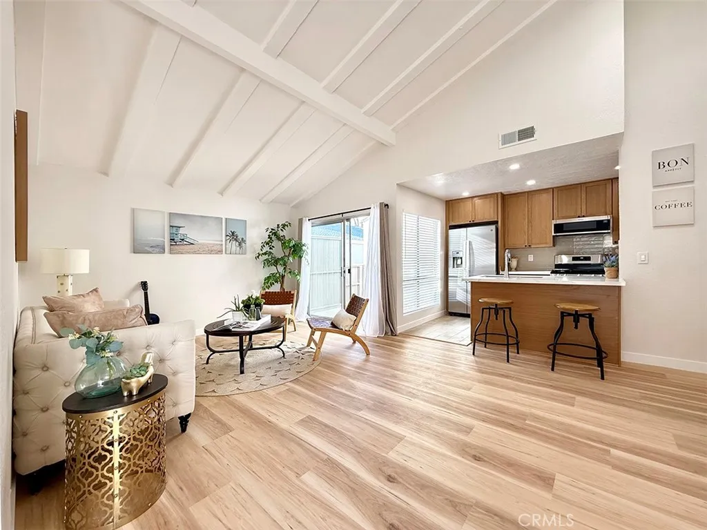 Additional image 6 of 2720 W Segerstrom Ave Unit D, Santa Ana, CA 92704