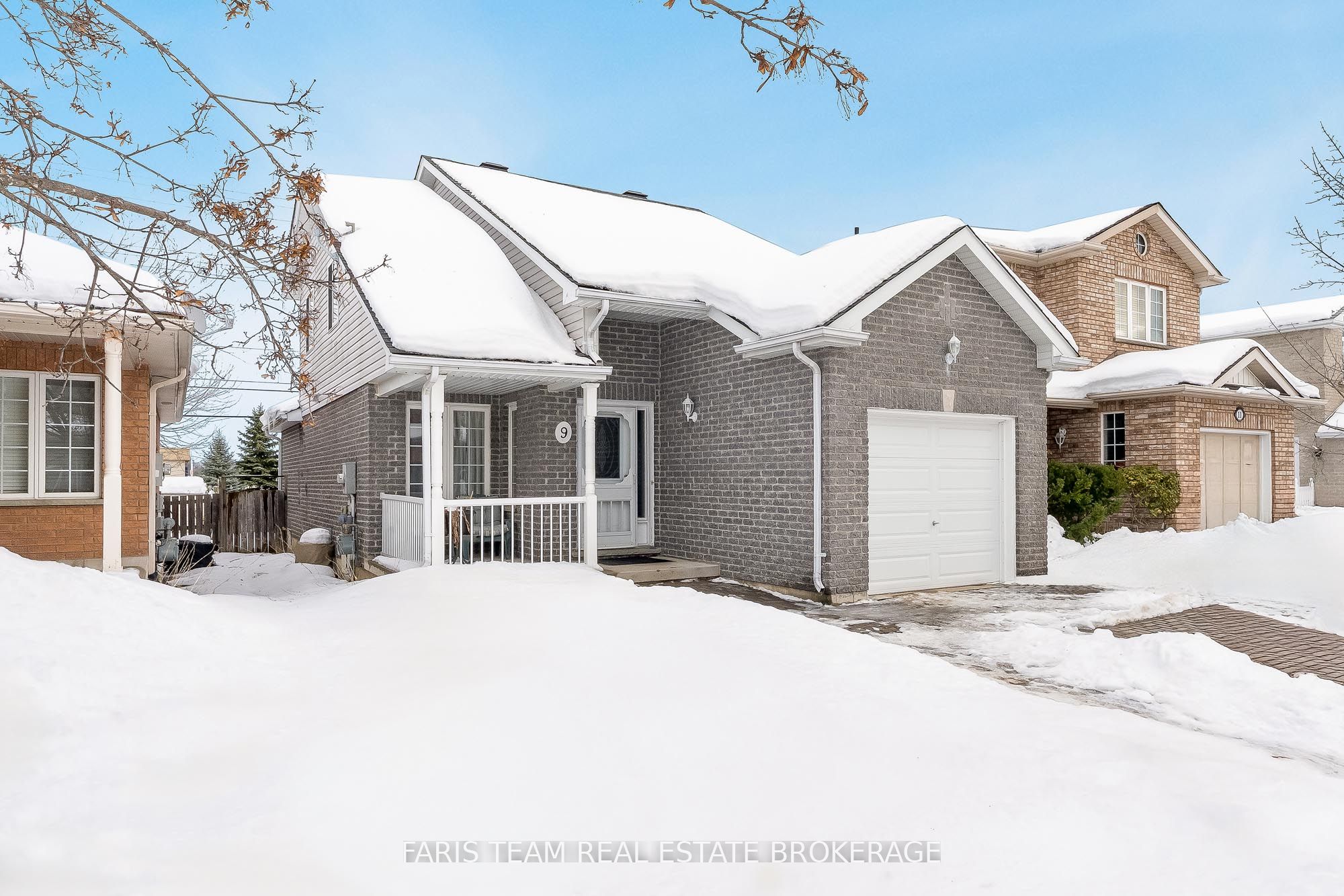 9 Julia Crescent, Orillia, ON, L3V 7Y9