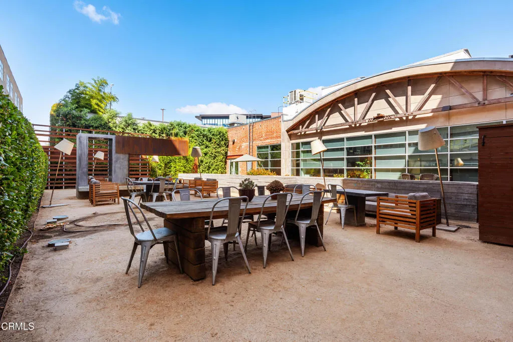 527 Molino Street Unit 108, Los Angeles, CA 90013