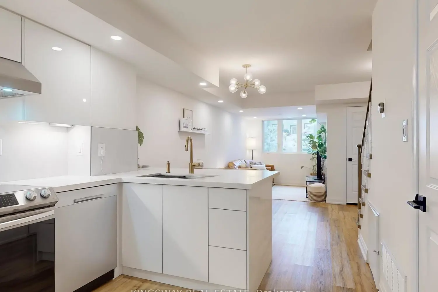 Additional image 8 of 351 Wallace Avenue 163