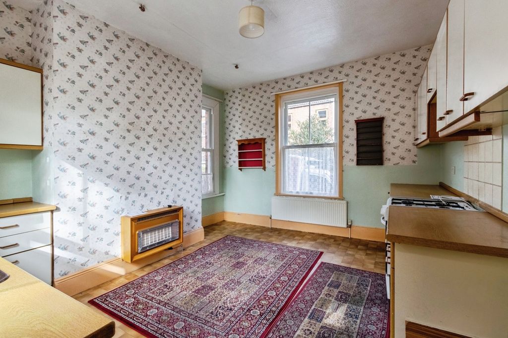 Additional image 7 of 4 bed detached house for saleCollege Grove, Wakefield, West Yorkshire WF1