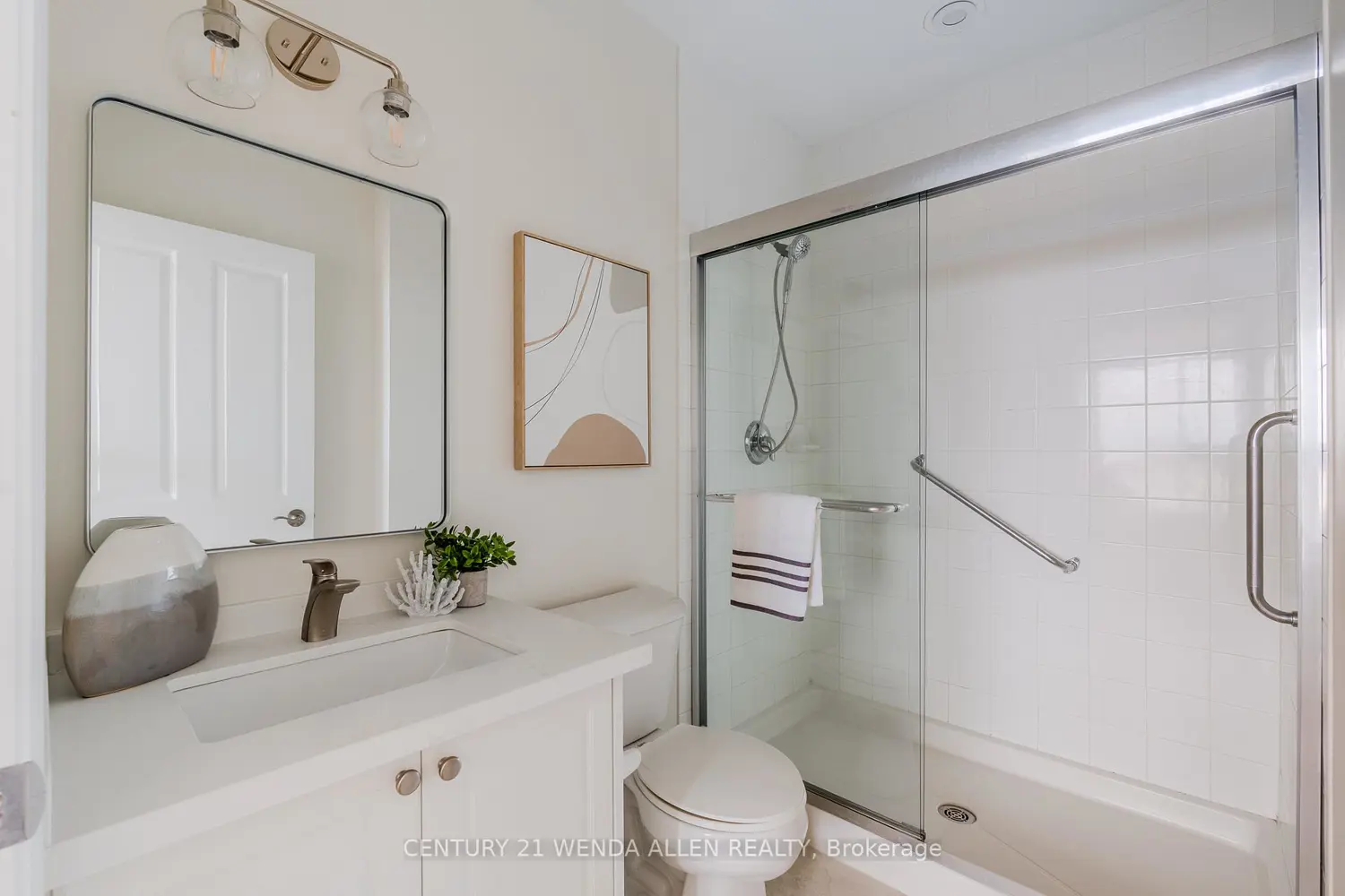 Additional image 11 of 1998 Ironstone Drive 909