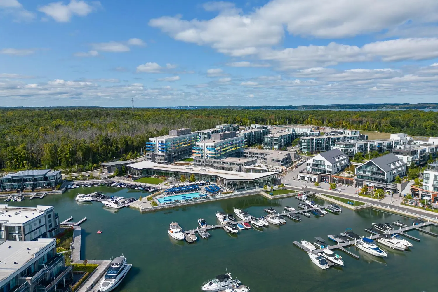 Additional image 18 of 415 Sea Ray Avenue #431