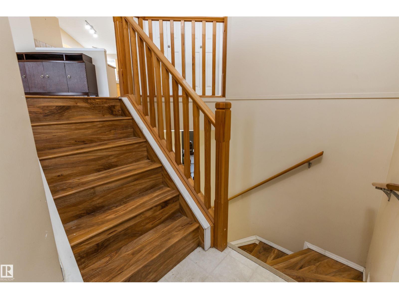 Additional image 5 of 1233 Ormsby Lane NW, Edmonton, AB, T5T6R2