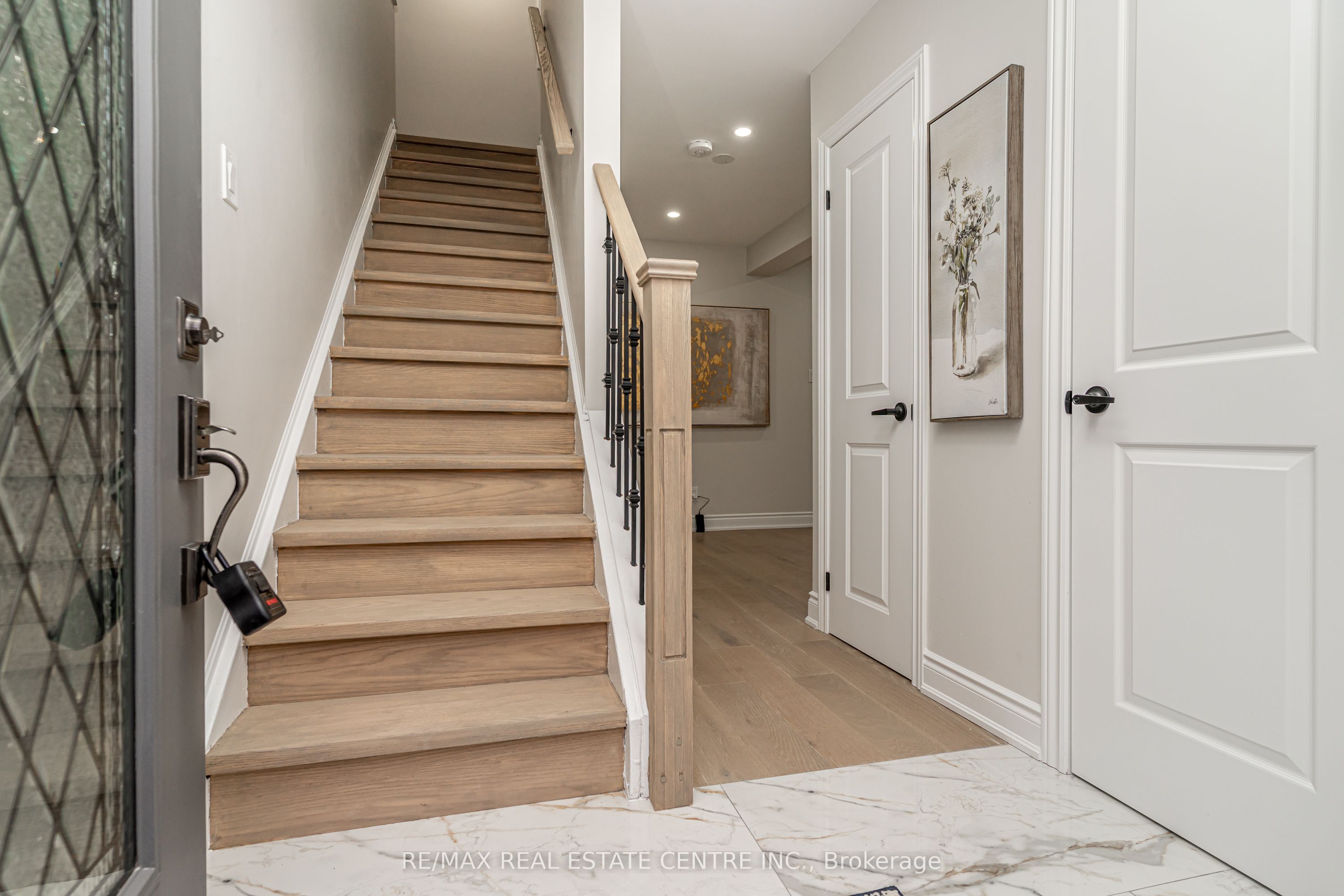 Additional image 4 of 20 Hayden Court, Brampton, ON, L6S 1Y3