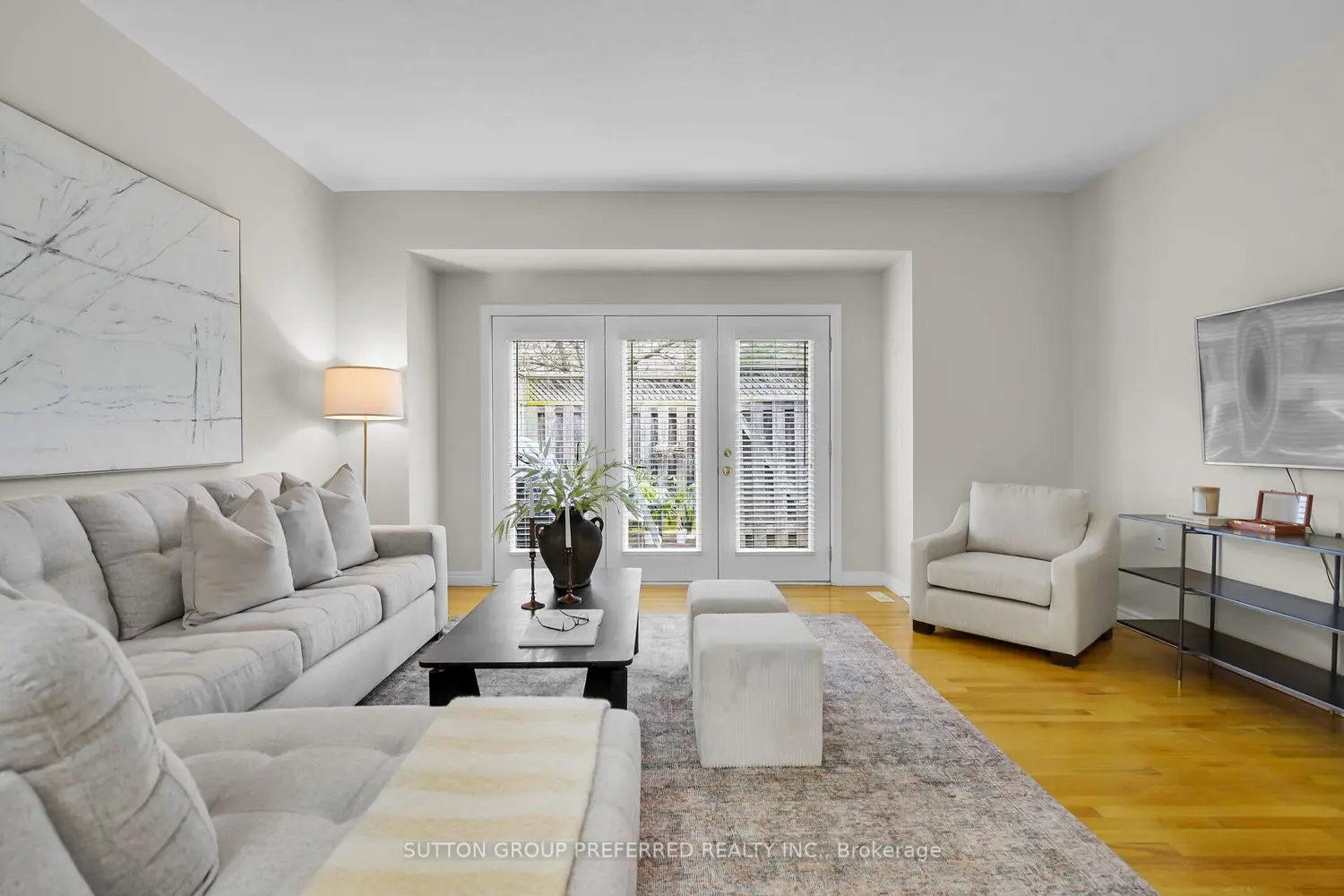 Additional image 11 of 800 Commissioners Road 12