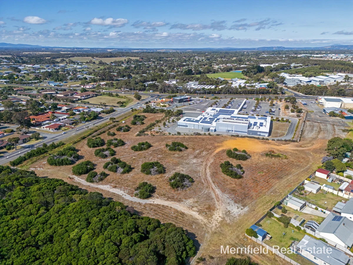 Additional image 14 of 100 Le Grande Avenue, Orana WA 6330