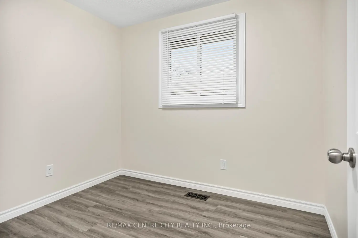 Additional image 12 of 42606 Johnathon Street
