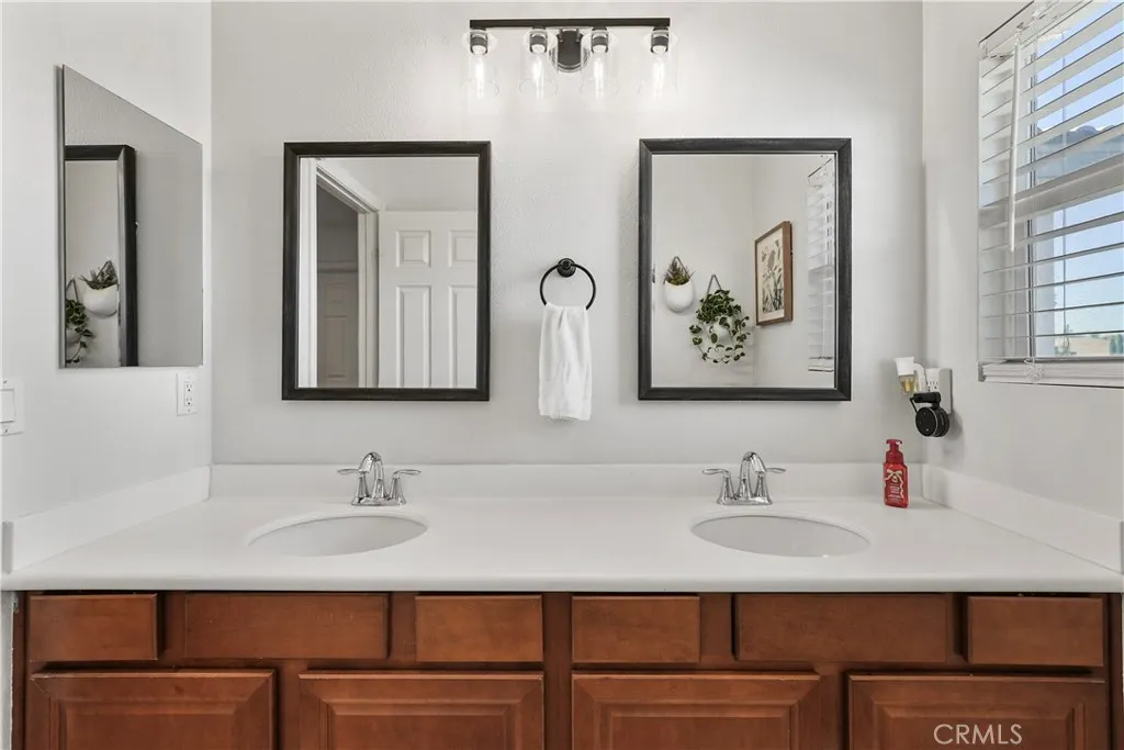 Additional image 120 of 35628 Hawkeye St, Murrieta, CA 92563