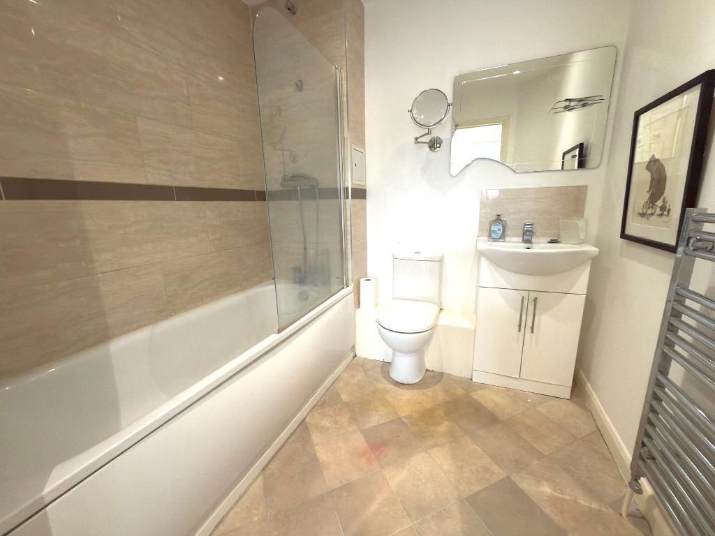 Additional image 5 of 1 bed flat for saleDudley Street, High Town, Luton, Bedfordshire LU2