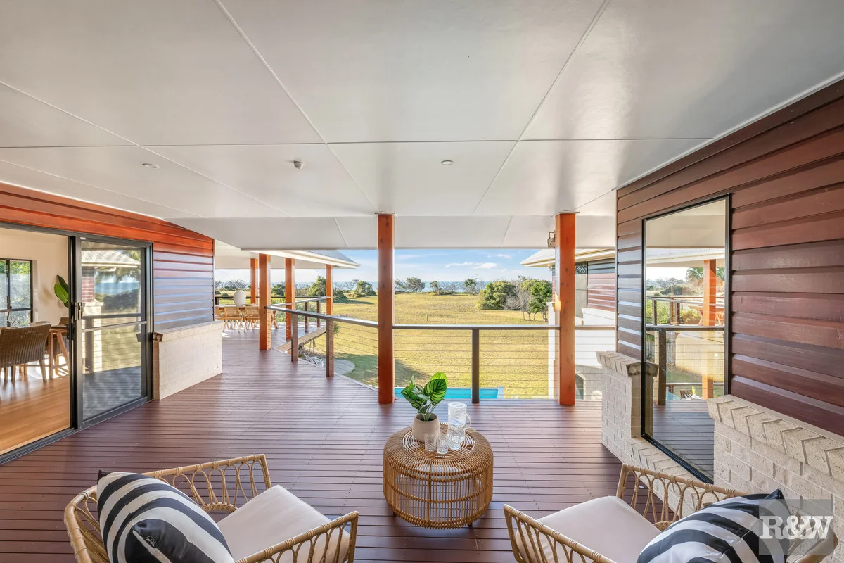 126 Sylvan Drive, Moore Park Beach QLD 4670 photo 4