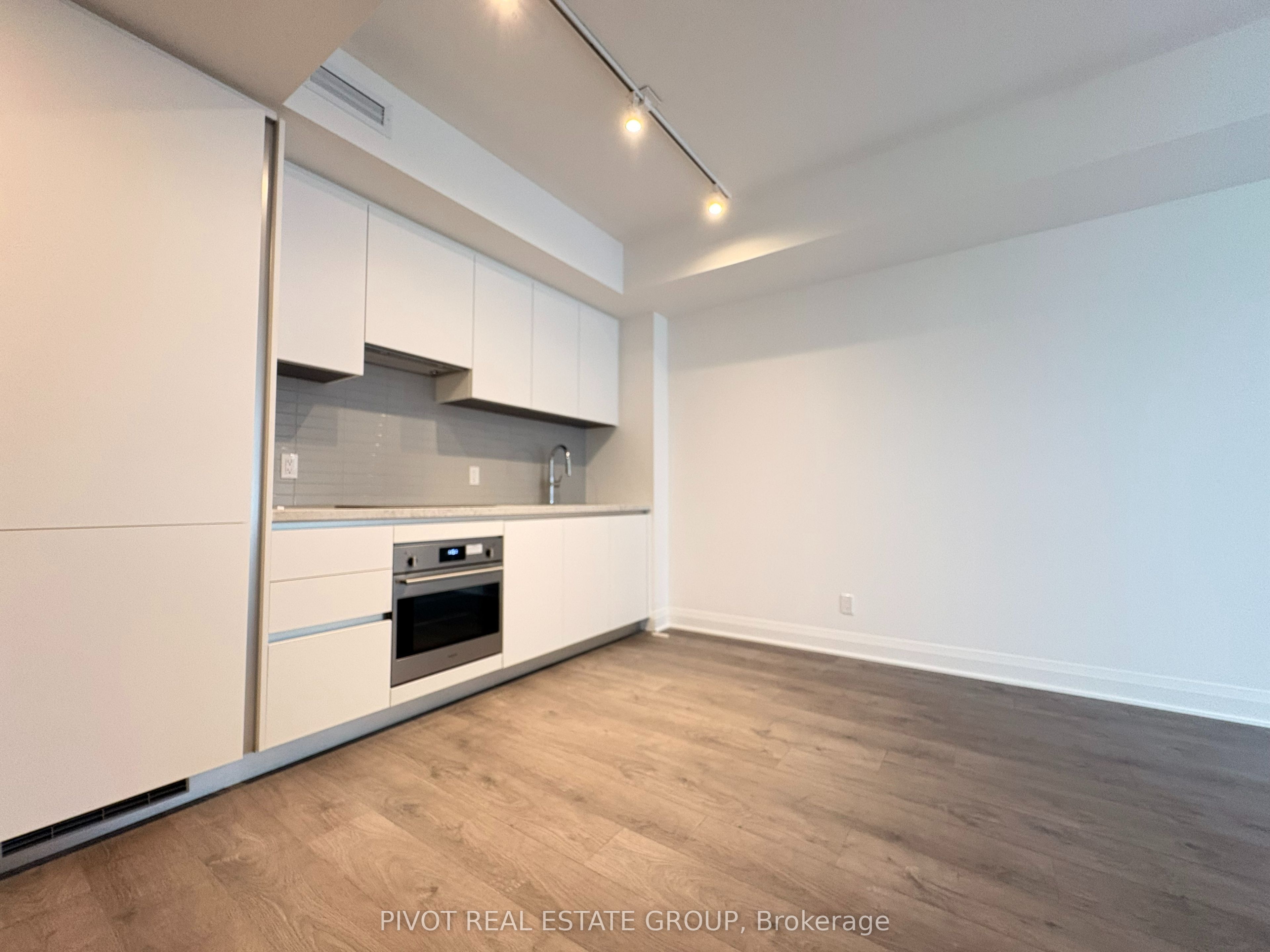 Additional image 3 of 2506-2 Erskine Road, Mississauga, ON, L5B 0S1