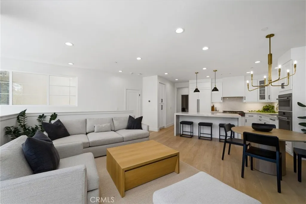 Additional image 62 of 12840 S Seaglass Circle, Los Angeles, CA 90094