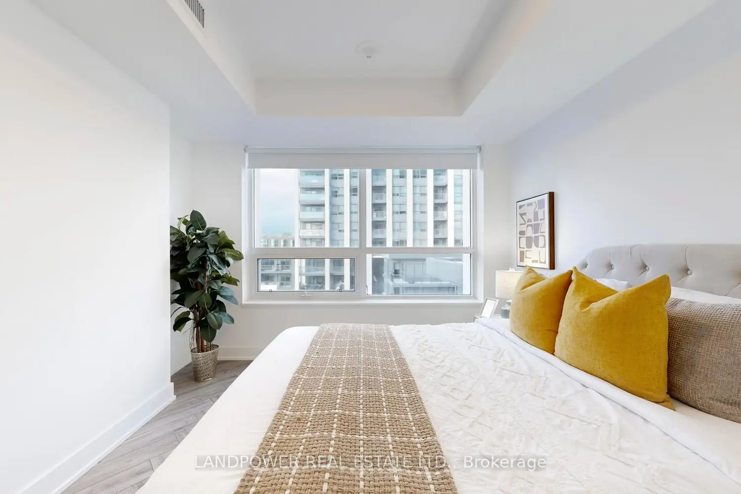 Additional image 10 of 8 Cedarland Drive 1202