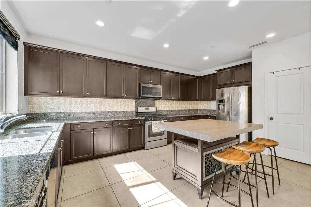 Additional image 12 of 3849 S Oakville Avenue, Ontario, CA 91761