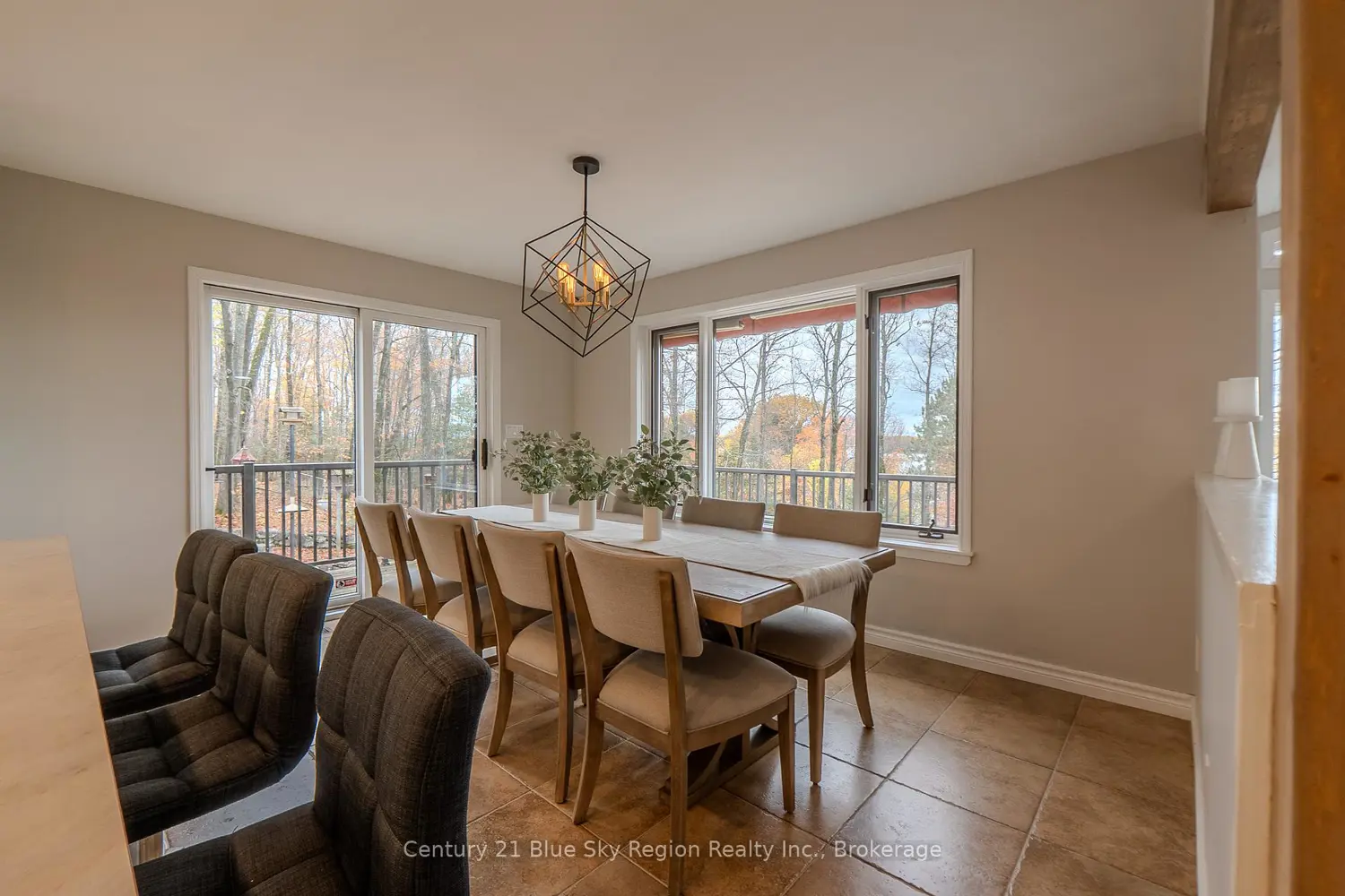 Additional image 4 of 708 Anita Avenue