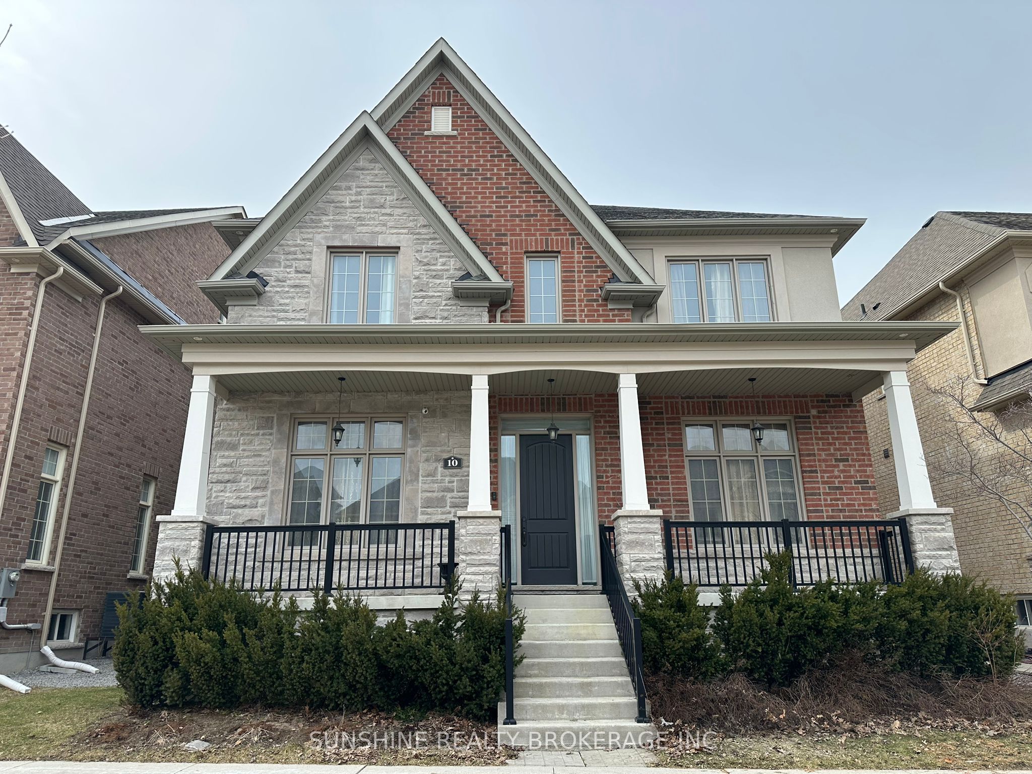 10 Tralee Court, Markham, ON, L6C 0L4