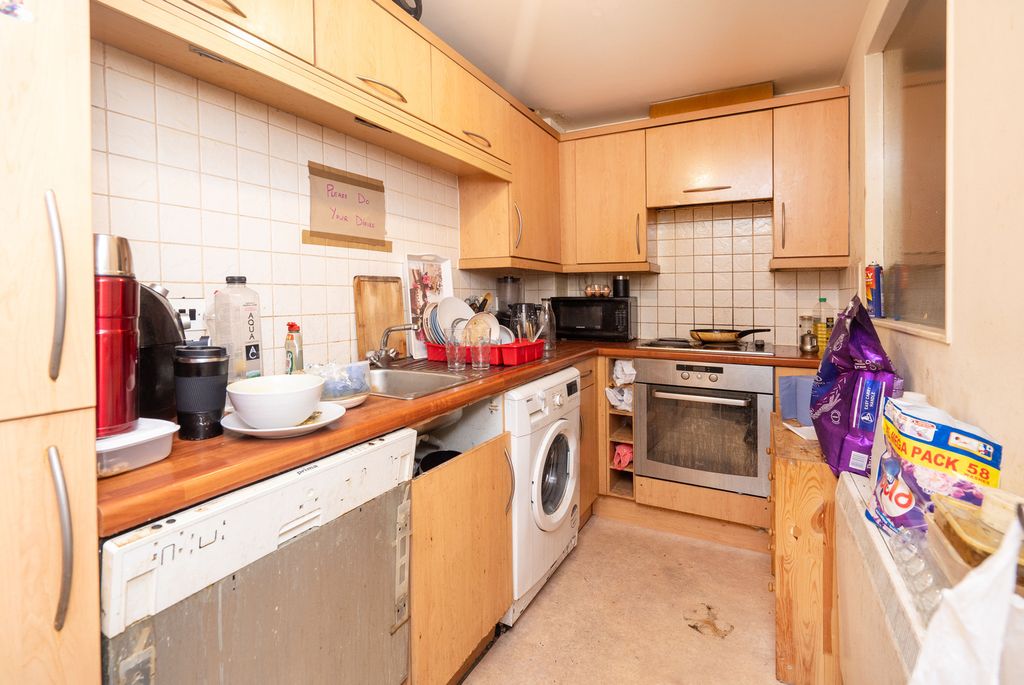 Additional image 5 of 2 bed flat for saleWallace Street, Glasgow G5
