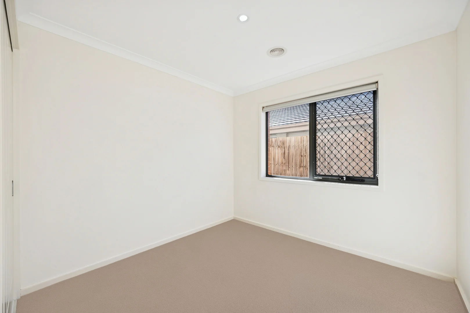 Additional image 9 of Forde ACT 2914