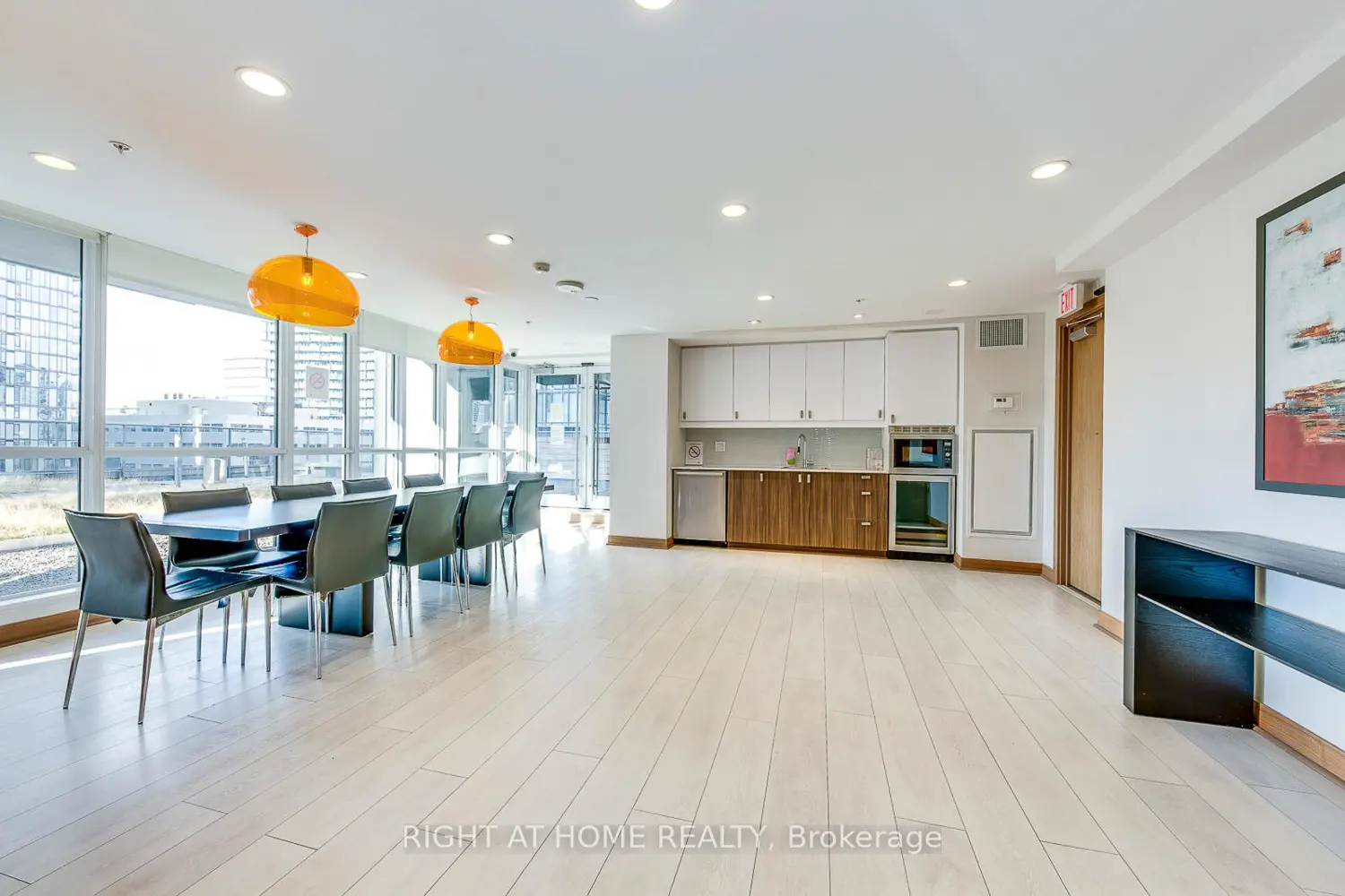 Additional image 16 of 295 Adelaide Street 314
