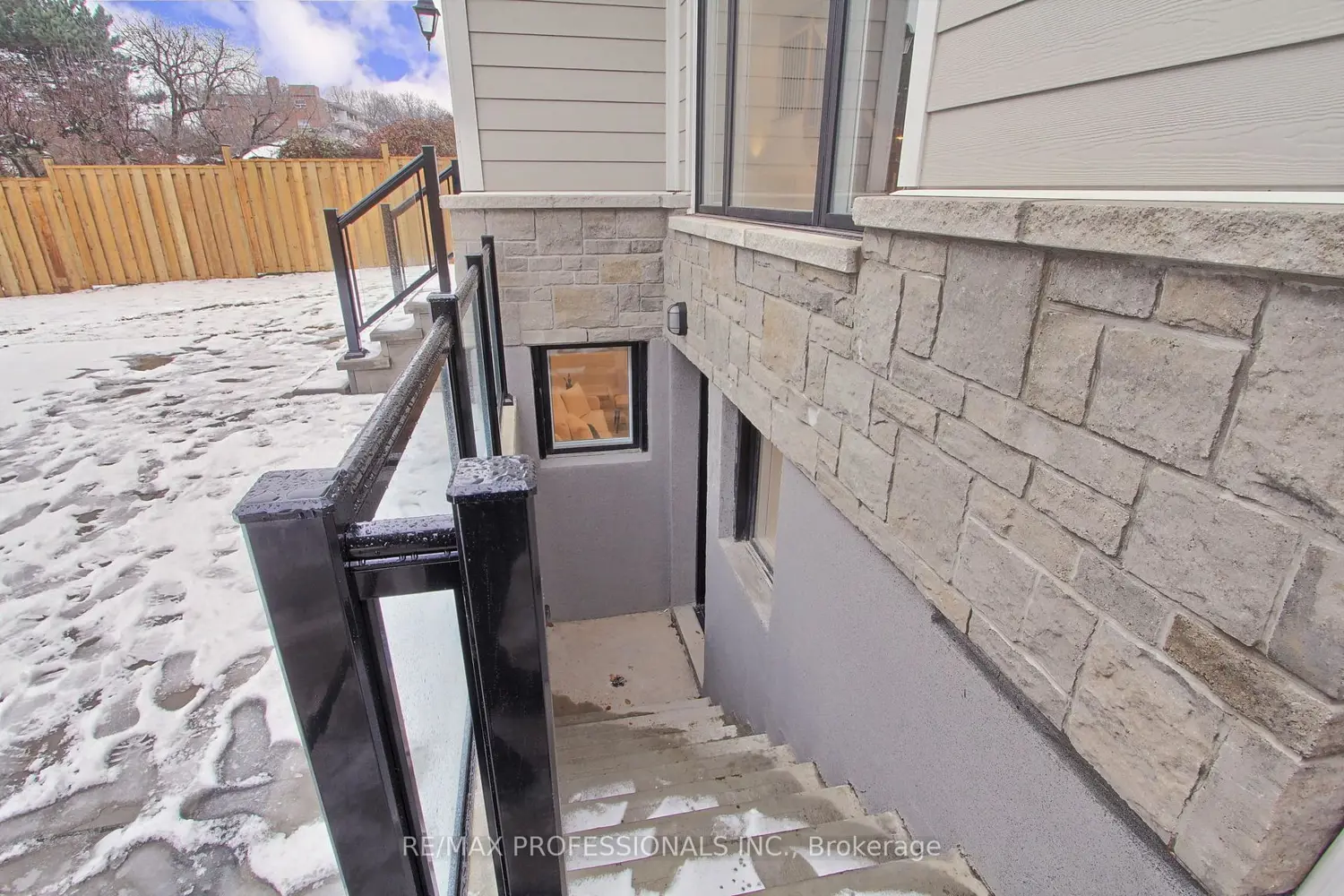 Additional image 19 of 432 Smith Avenue