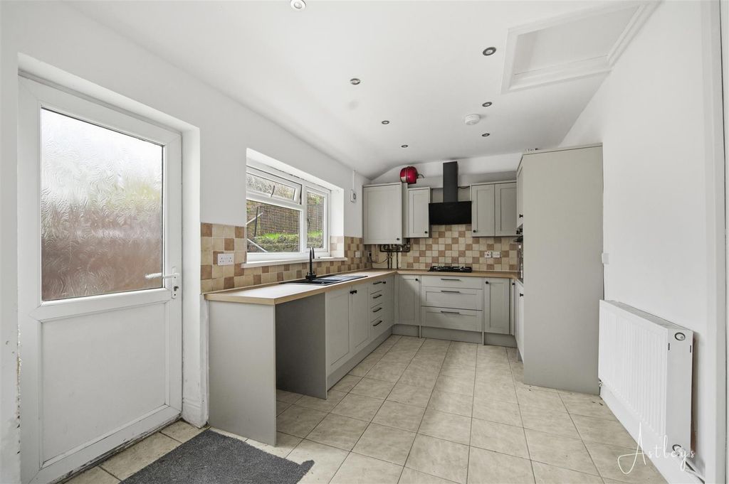 Additional image 4 of 3 bed semi-detached house for saleLong Oaks Avenue, Uplands, Swansea SA2