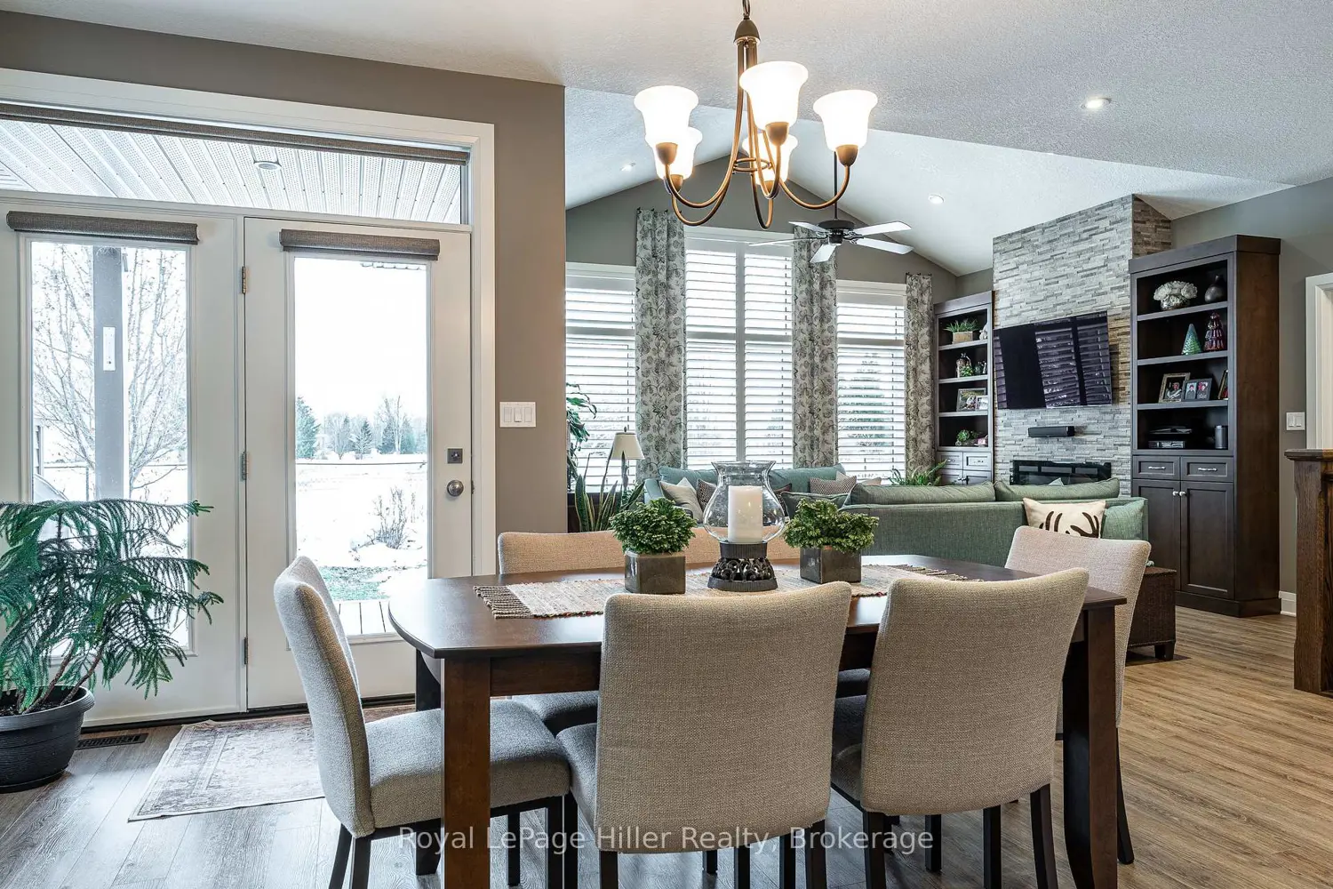 Additional image 5 of 687 Forman Avenue