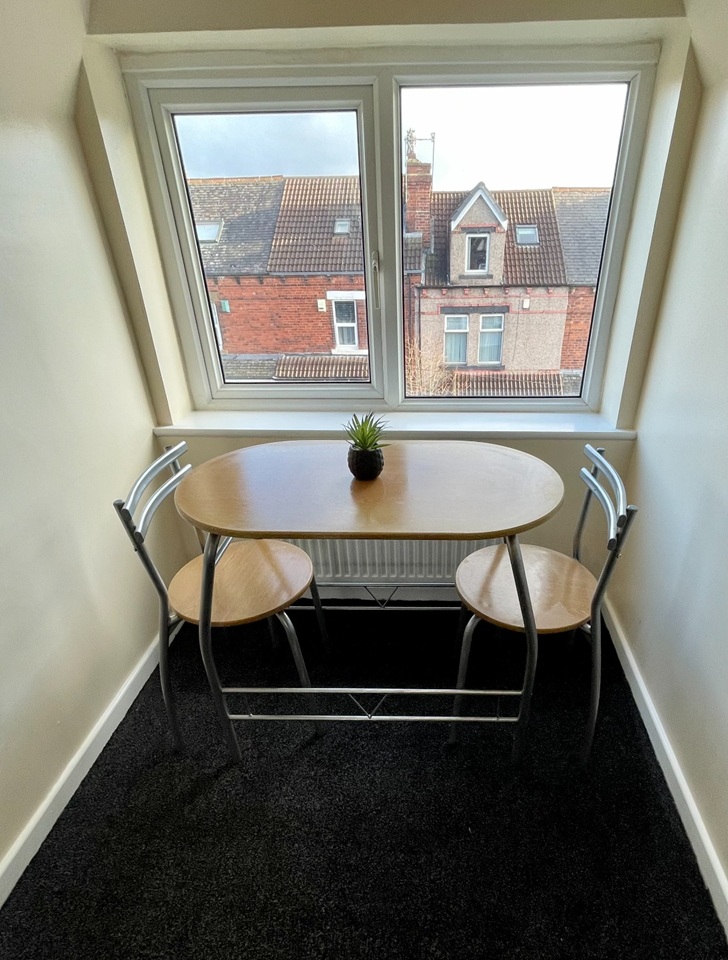 Additional image 3 of 1 Bed Flat, Landseer Avenue, LS13, N1 7GU