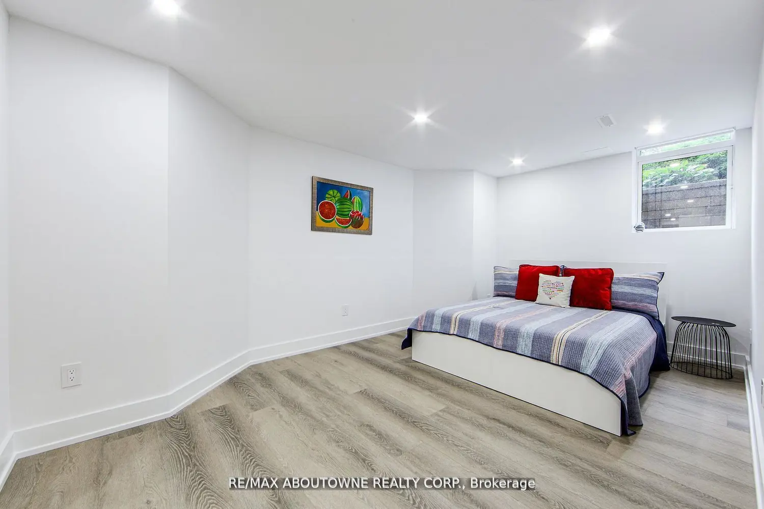 Additional image 15 of 1319 Greeneagle Drive