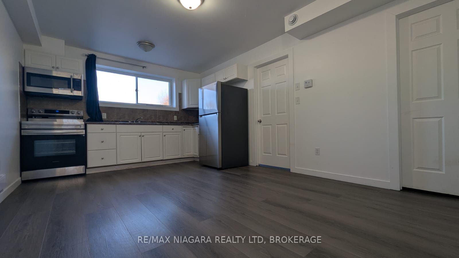 Additional image 3 of 214-220 Erie Street, Port Colborne, ON, L3K 0A6