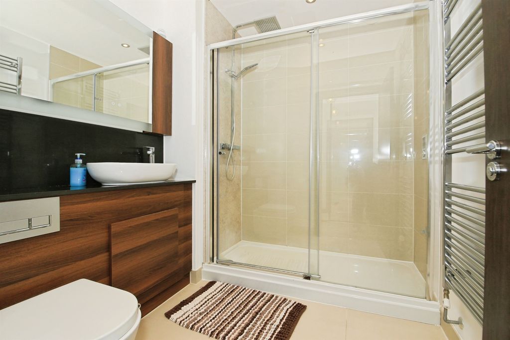 Additional image 9 of 2 bed flat for saleEast Station Road, Fletton Quays, Peterborough PE2