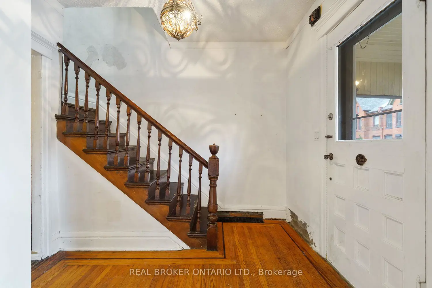 Additional image 11 of 125 Grant Avenue