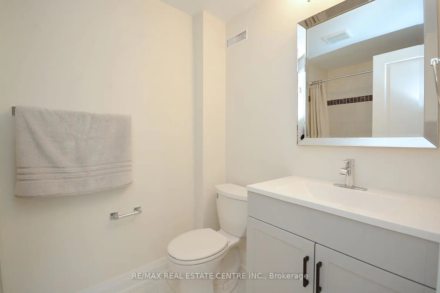 Additional image 10 of 2912 Arvida Circle