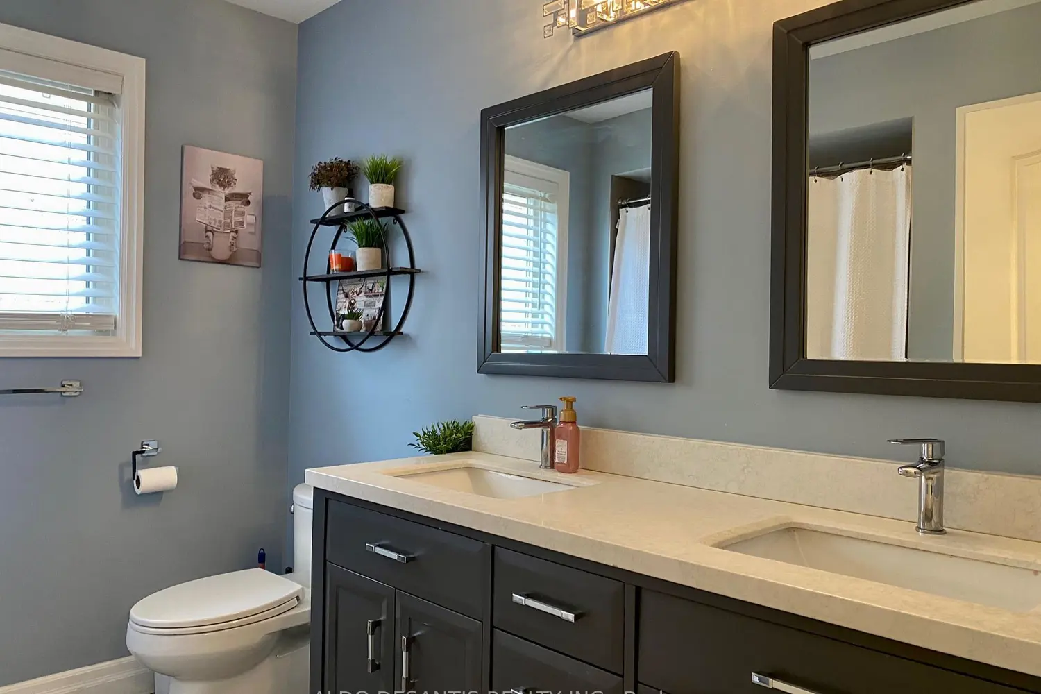 Additional image 11 of 42 Jane Street