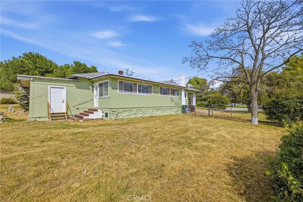 Additional image 137 of 661 N 4th St, Banning, CA 92220